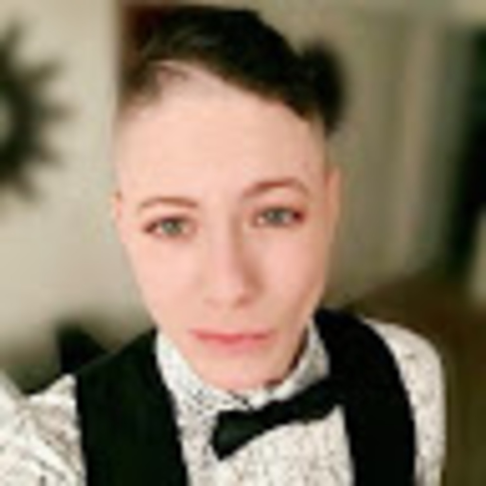 Meet your Posher, Sharonda